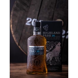 Highland Park 14 Year Old Loyalty Of The Wolf 42.3%
